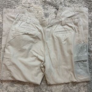 L.L. Bean Comfort Waist Men Beige khaki Cargo pants 40X32